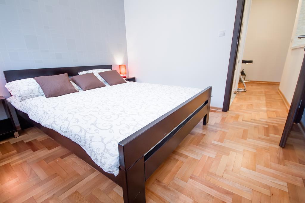Apartments King Milan, City Center بلغراد الغرفة الصورة