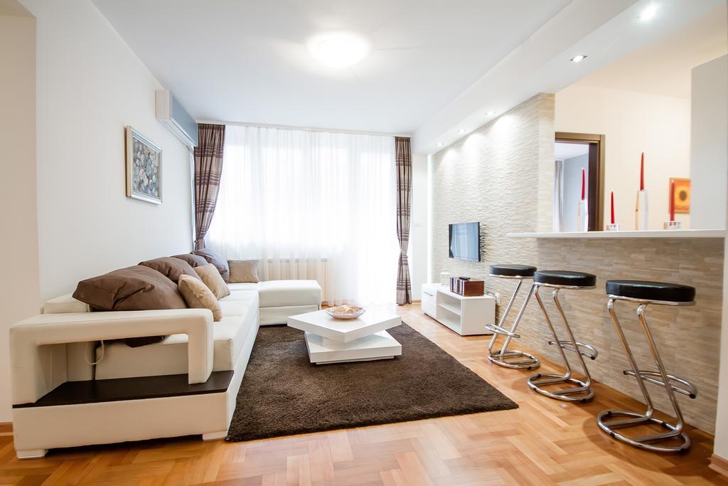 Apartments King Milan, City Center بلغراد الغرفة الصورة