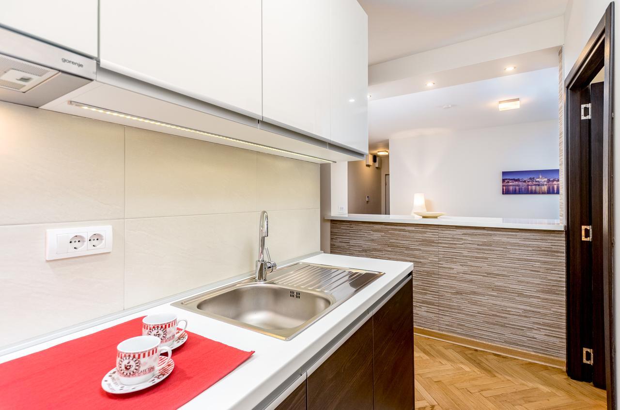 Apartments King Milan, City Center بلغراد المظهر الخارجي الصورة