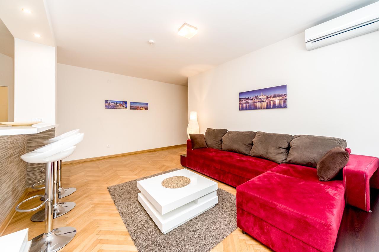 Apartments King Milan, City Center بلغراد المظهر الخارجي الصورة